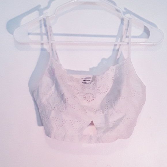 AEO white eyelet crop top - Picture 1 of 5